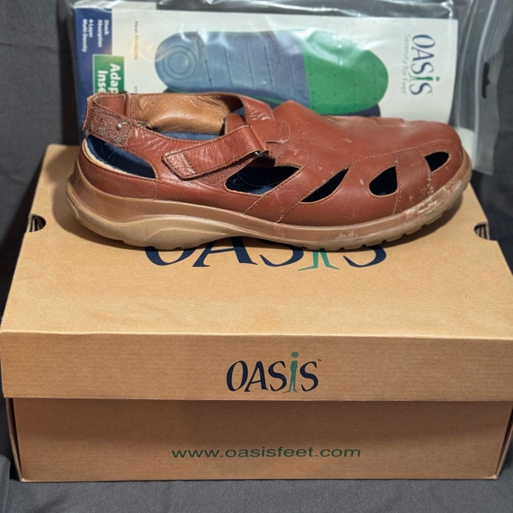 Oasis Zoey size 11